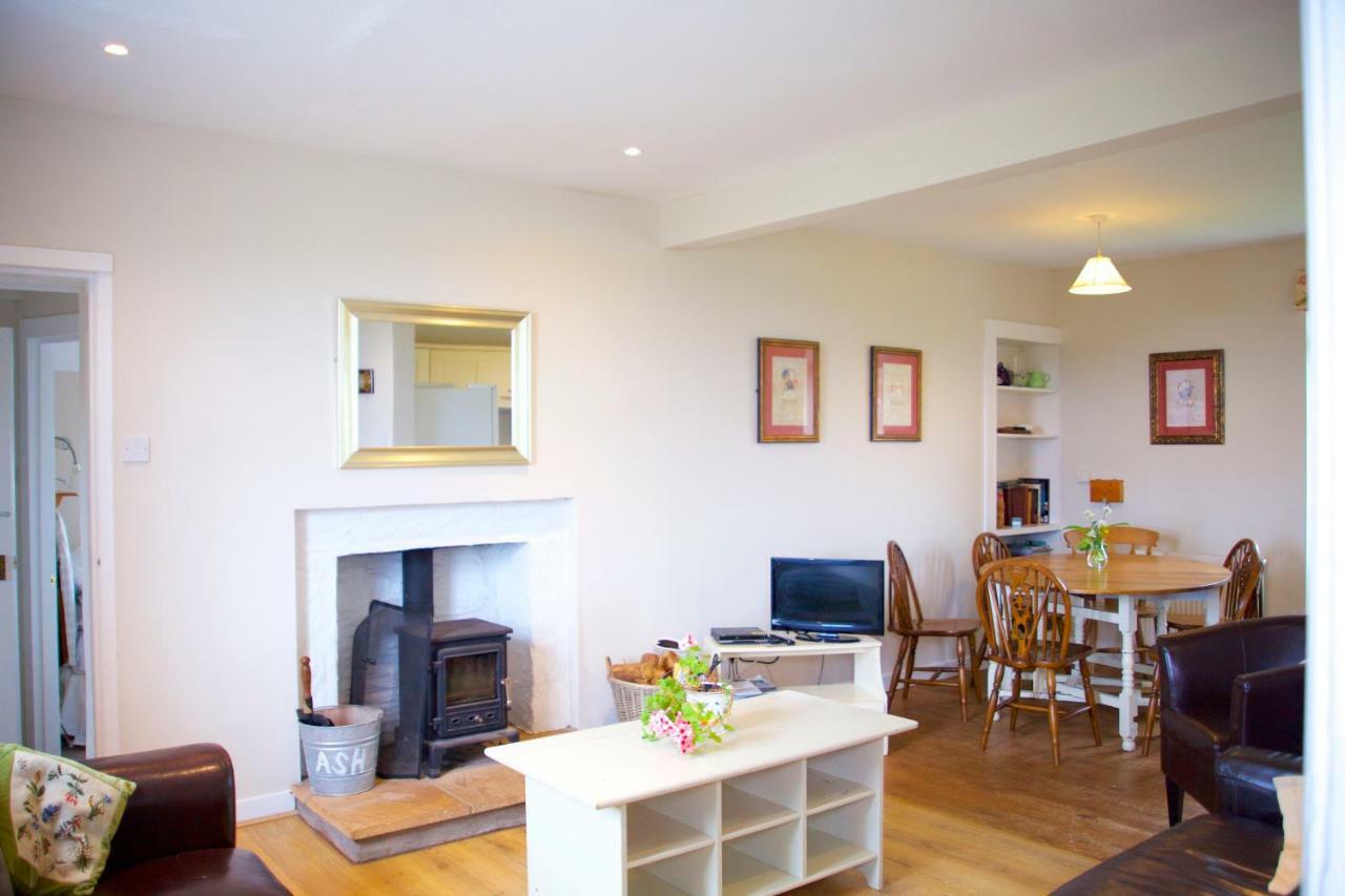 Powillimount Cottage Kirkbean Exterior photo